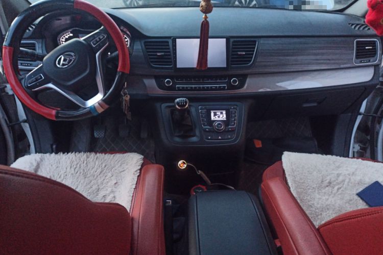 Used SAIC MAXUS G10 2022 2.0T Manual Value Edition Gasoline 7-Seater