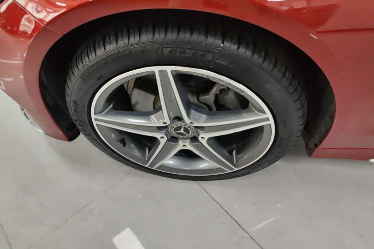 Used Mercedes-Benz C-Class 2018 C 200 L Sport Edition Achievement Special Edition Left Front Wheel Hub