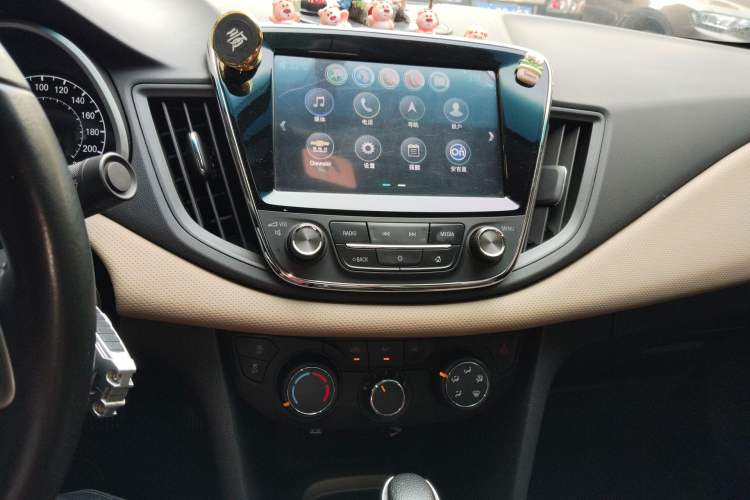 Used Chevrolet Monza 2020 320 Automatic Enjoyment Edition