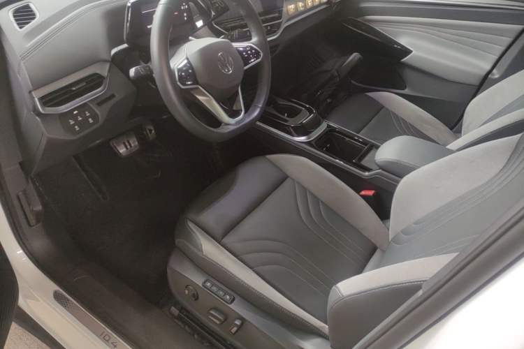 Used Volkswagen ID.4 CROZZ 2022 Long-Range Lite PRO Edition Left Front Seat