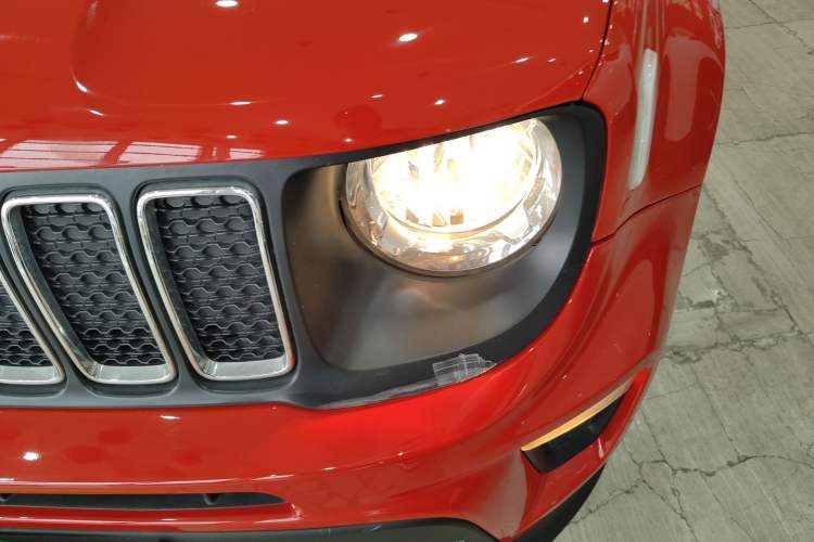 Used Jeep Renegade 2019 220T Automatic Leading Edition