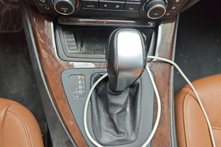 Used BMW 3 Series 2011 320i Sport Edition