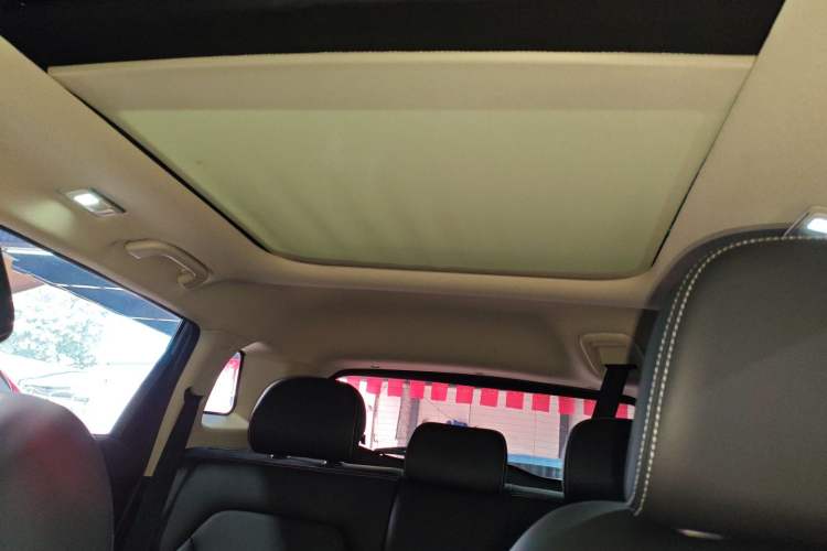 Used Geely Auto Emgrand X7 Sport 2018 1.8TD Automatic Two-Wheel Drive Zhiya Model