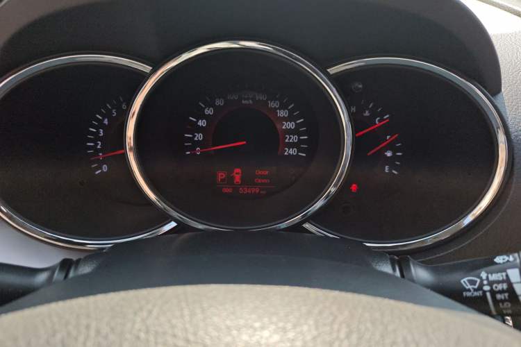 Used Kia Sorento 2012 2.4L Gasoline Luxury Edition
