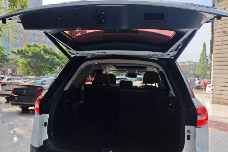 Used Changan CS95 2017 2.0T Two-Wheel Drive Zhitu Edition