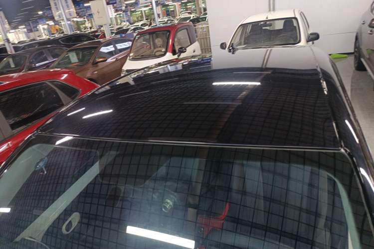 Used Roewe Clever 2022 311km QiQi BoBo Edition Roof