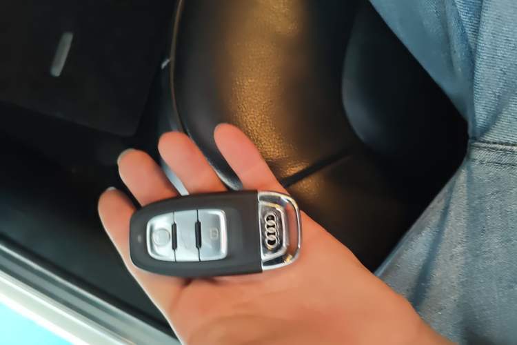 Used Audi A4L 2013 35 TFSI Automatic Technology Edition Vehicle Key