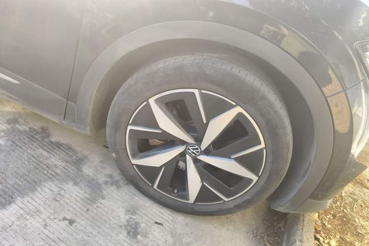 Used Volkswagen ID.4 CROZZ 2022 Long-Range PURE+ Edition
