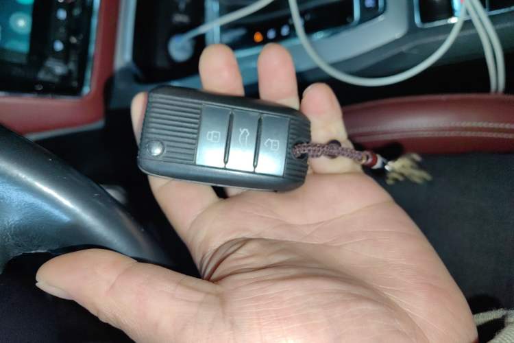 Used Roewe RX5 2016 30T Four-Wheel Drive Automatic Internet Smart Luxury Edition
