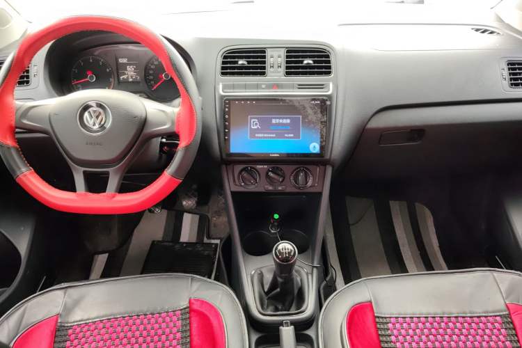 Used Volkswagen Polo 2016 1.4L Manual Fashion Model