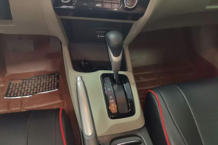 Used Honda Civic 2014 1.8L automatic comfort version