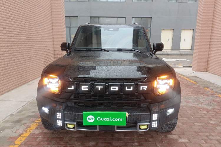 Used JETOUR Traveler 2023 2.0T All-Wheel Drive CrossPRO+
