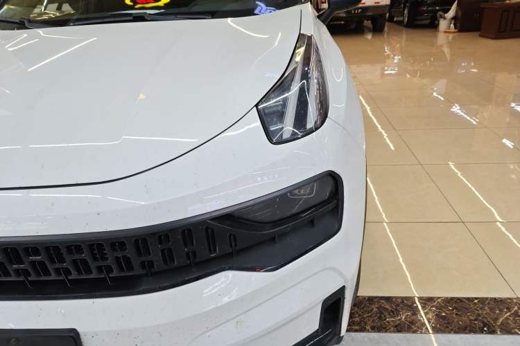 Used Lynk & Co 05 EM-P 2021 1.5TD PHEV HALO Left Front Headlight