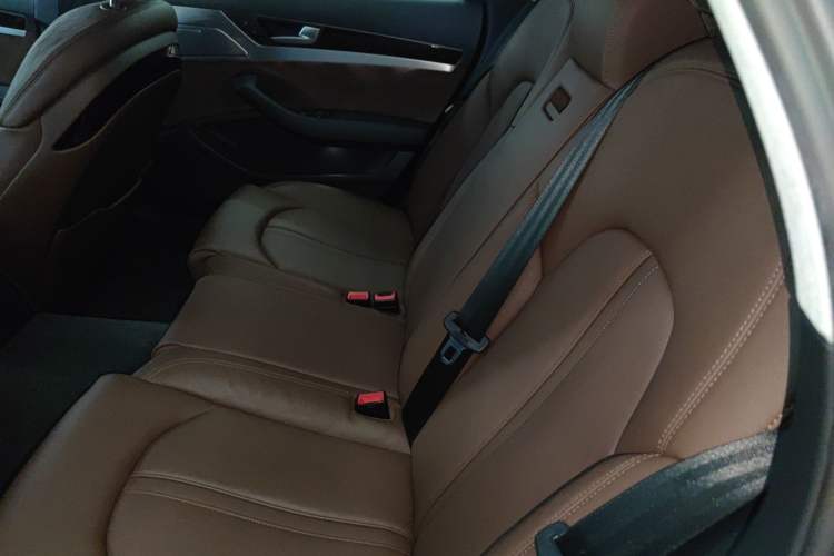 Used Audi A8 2016 A8L 45 TFSI quattro Comfort model