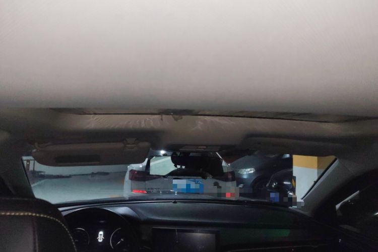 Used Roewe i5 2021 1.5L Manual Platinum Edition Headliner