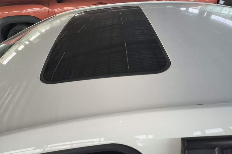 Used Chevrolet Cruze 2018 320 Automatic Pioneer Sunroof Edition
