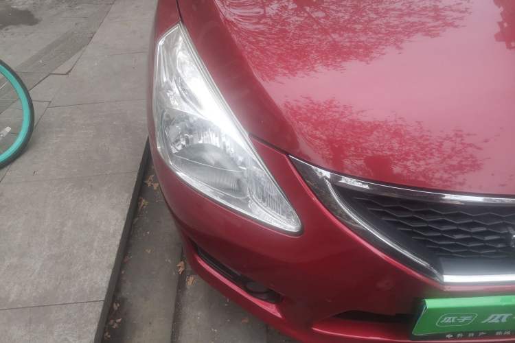 Used Nissan Tiida 2011 1.6L CVT Smart Version
