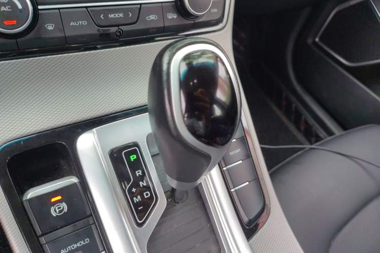 Used Geely Auto Emgrand GL 2018 1.4T DCT Elite Smart Connectivity Version
