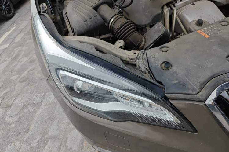 Used Buick Envision 2014 28T Four-Wheel Drive Elite Model