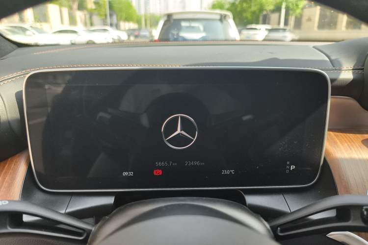 Used Mercedes-Benz GLC 2024 Refreshed GLC 300 L 4MATIC Dynamic Version 5 Seats