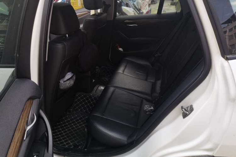 Used BMW X1 2012 sDrive18i Luxury Edition
