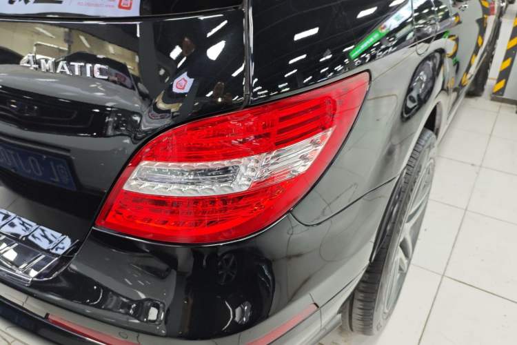 Used Mercedes-Benz R-Class 2017 R 320 4MATIC Luxury Collection Edition