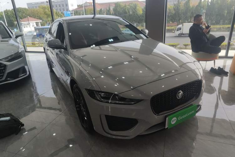 Used Jaguar XEL 2024 2.0T 250 PS R-DYNAMIC S Ebony Black Sport Edition
