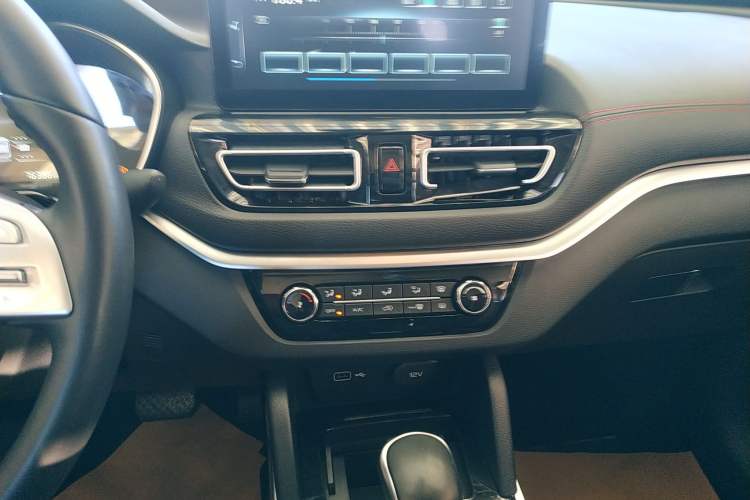 Used Bestune T33 2021 1.2T DCT Luxury Model
