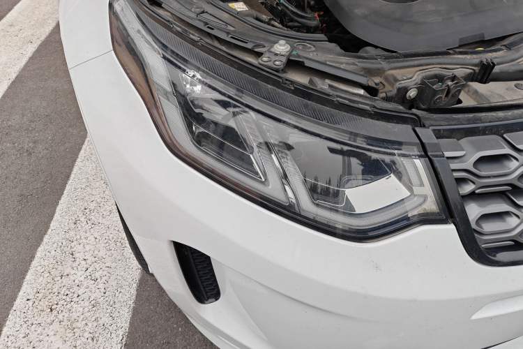 Used Land Rover Discovery Sport New Energy 2021 P300e Performance Tech Edition Right Front Headlight