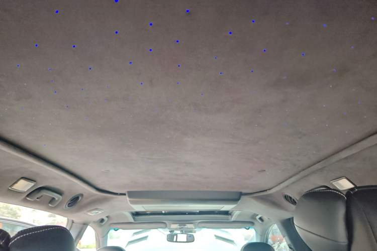 Used Toyota SIENNA 2015 3.5L Two-Wheel Drive LE Headliner