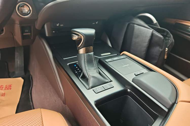 Used Lexus ES 2020 200 Excellence Edition
