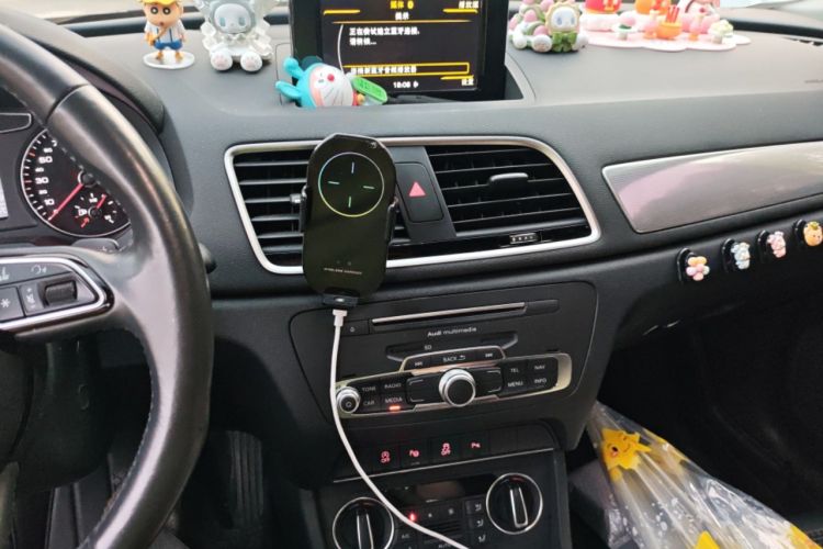 Used Audi Q3 2017 35 TFSI Style Edition Audio And AC Panel