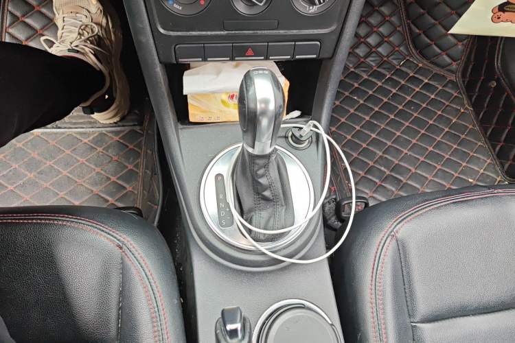 Used Volkswagen Beetle 2014 1.2TSI Fashion Edition Gear Lever