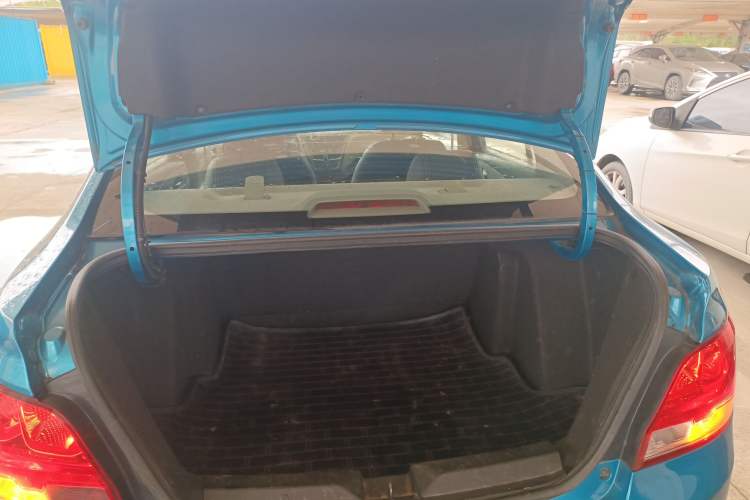 Used Chevrolet Sail 2015 Sail 3 1.5L Manual Happiness Edition
