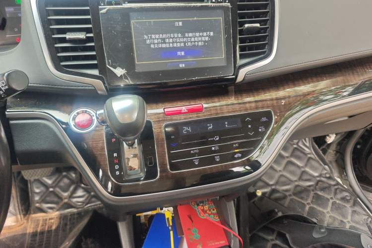 Used Honda Odyssey 2015 2.4L Smart Edition Audio And AC Panel