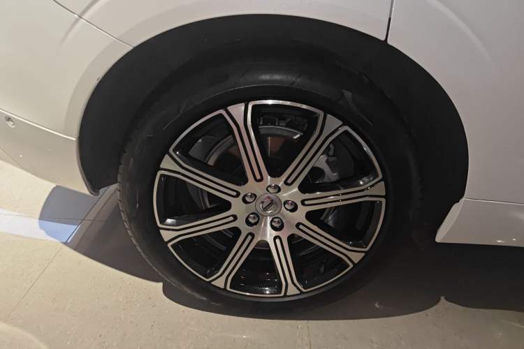 Used Volvo XC60 New Energy 2021 T8 e-Drive Hybrid Luxury Edition
