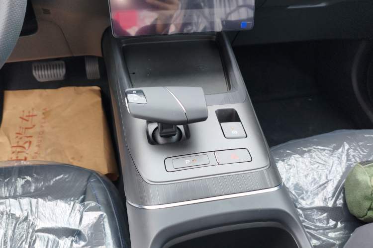 Used CHANGAN Eado 2025 Blue Whale 1.5T 500Bar Prestige Model
