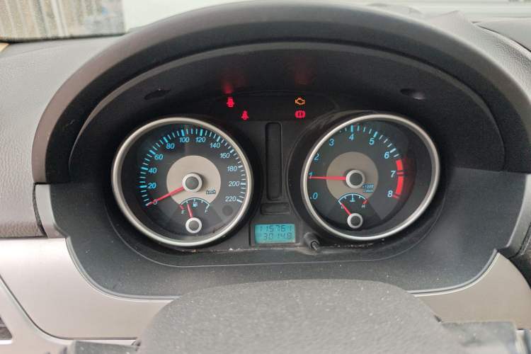 Used Buick Excelle 2011 1.6 LX-MT Instrument Cluster