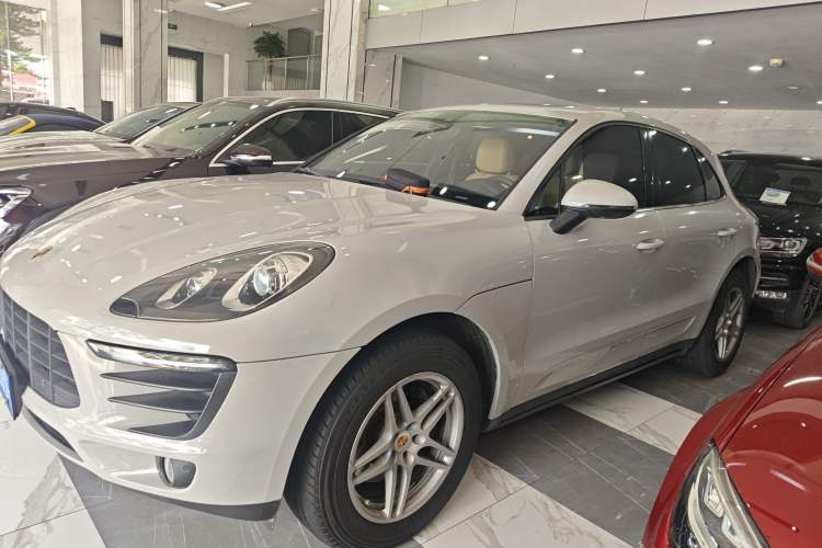Used Porsche Macan 2017 Macan 2.0T
