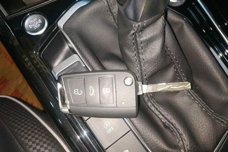 Used Volkswagen Tayron X 2020 330TSI Two-Wheel Drive Luxury Smart Connectivity Version