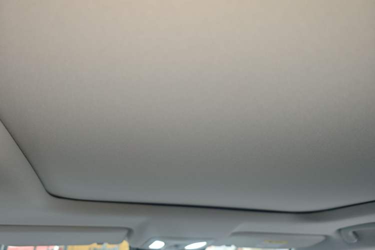 Used CHANGAN OSHAN Z6 2022 Blue Whale 1.5T DCT Smart Edition