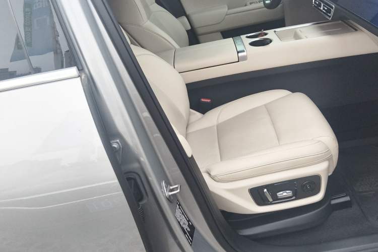 Used Li Auto L7 2023 Air model Right Front Seat