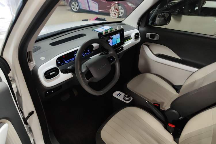 Used Geely Galaxy Panda 2025 210km Panda Kart Driver Seat