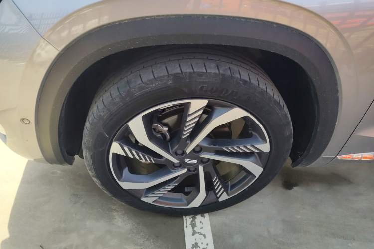 Used Geely Auto Monjaro L 2021 2.0TD DCT EVO Two-Wheel Drive Smart Luxury Version
