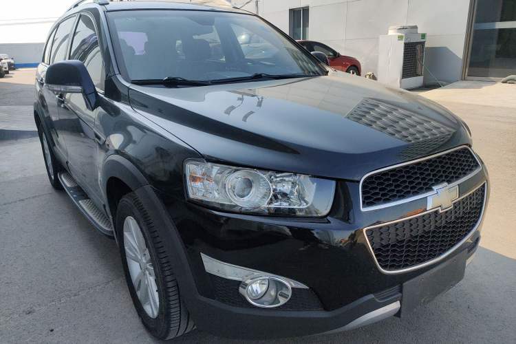 Used Chevrolet Captiva 2014 2.4L 4x4 Flagship Edition 7 Seats