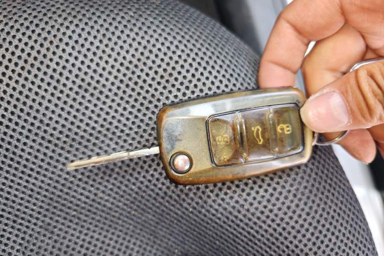 Used Skoda Rapid 2015 1.6L Manual Smart Selection Model Vehicle Key