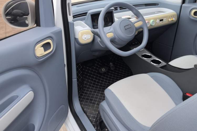 Used Bestune Pony 2025 222km Range Linglong Horse