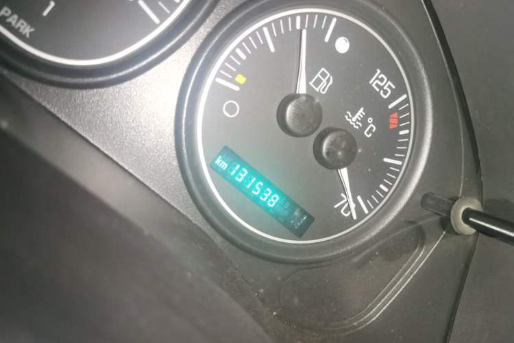 Used Buick GL8 2007 2.5L GT Elite Edition Odometer Close Up