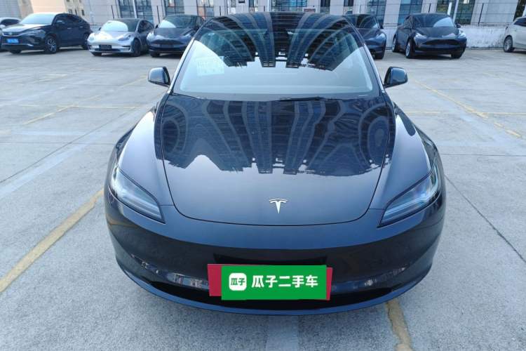 Used Tesla Model 3 2023 Long-Range All-Wheel-Drive Version