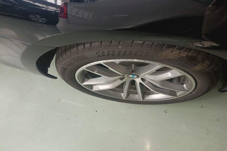 Used BMW 5 Series 2020 525Li M Sport Package Right Rear Wheel Hub